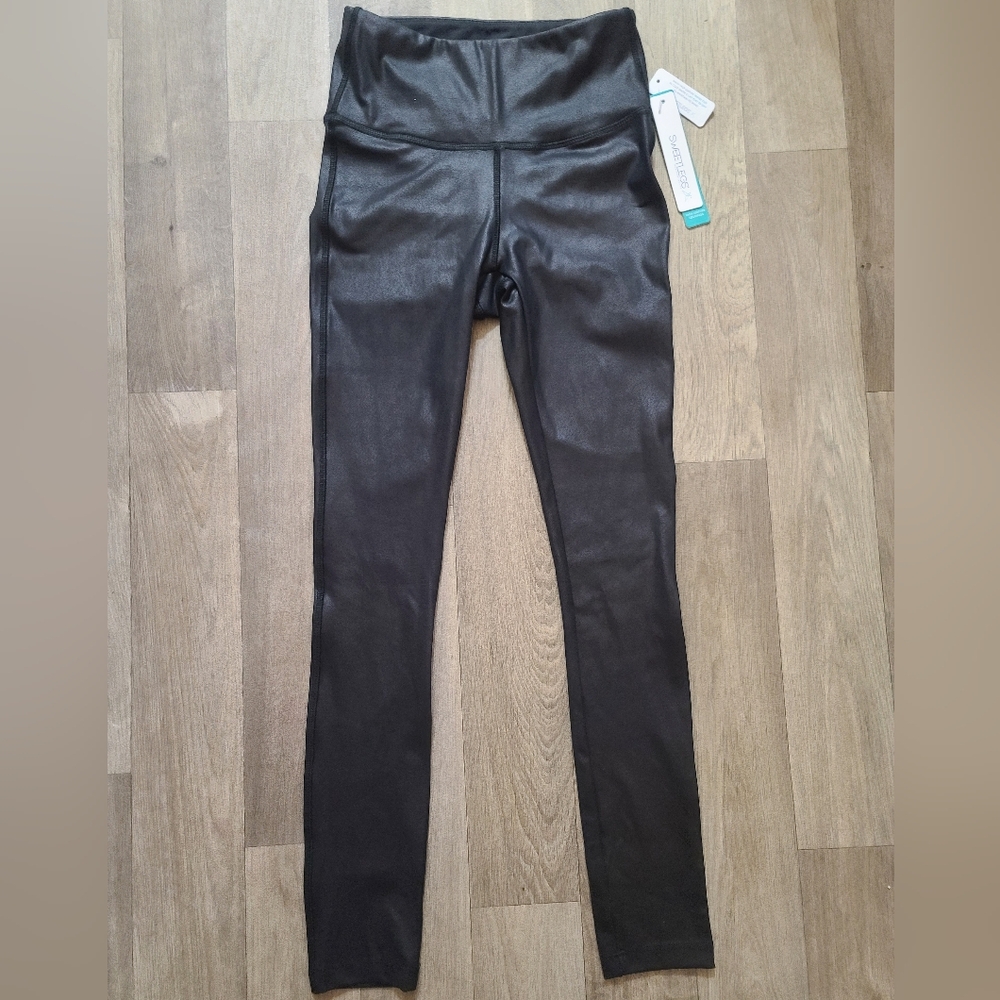 🦄 BNWT Sweetlegs Faux Leather Leggings Medium